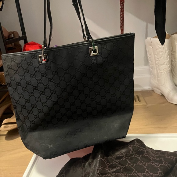 Gucci purse - Picture 2 of 3